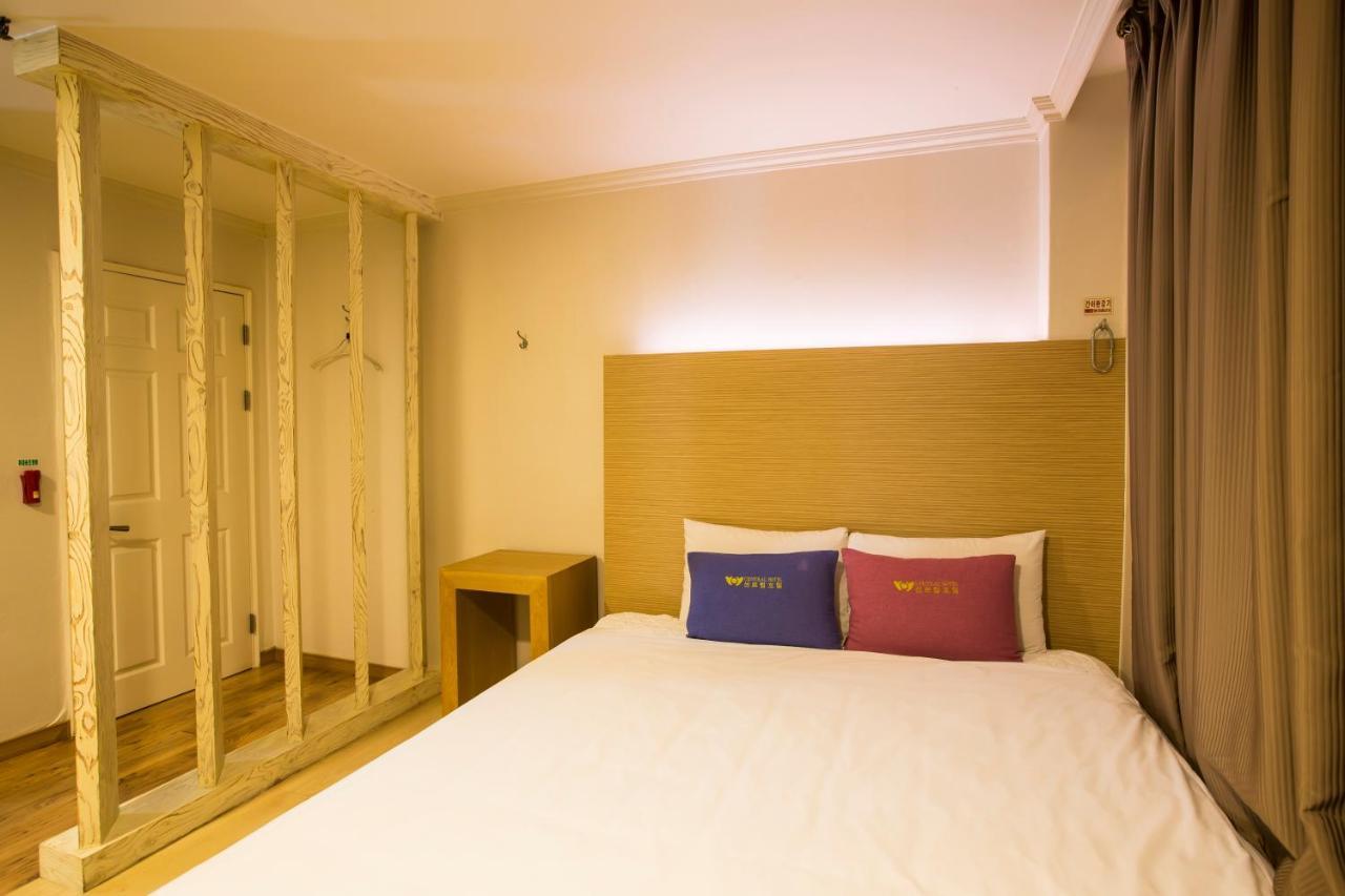 Central Hotel Changwon Exterior foto